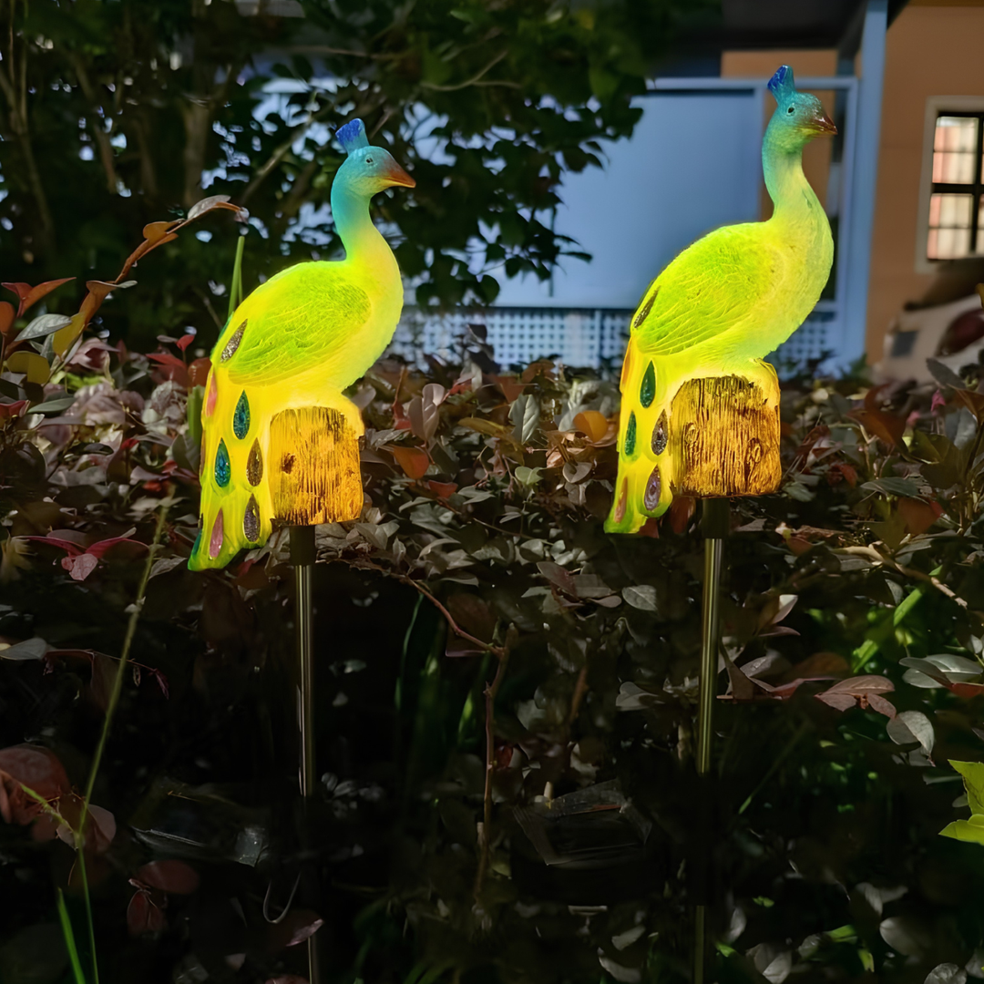 Resin Solar-powered Peacock Landscape Lamp