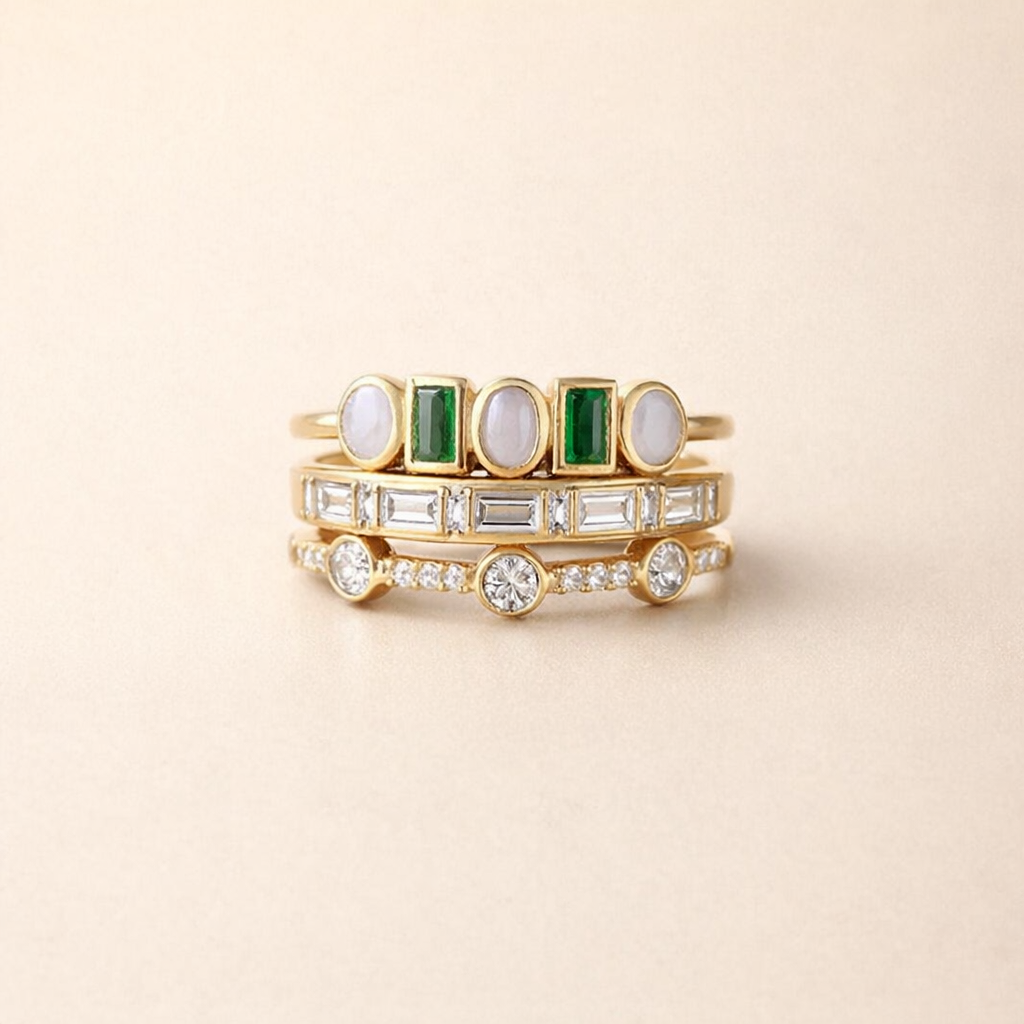 Exclusive vintage ring with opal