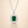 Elegant White Gold Necklace with Refined Heart