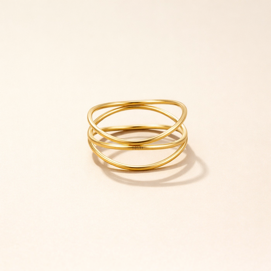 Refined gold ring with endless loop