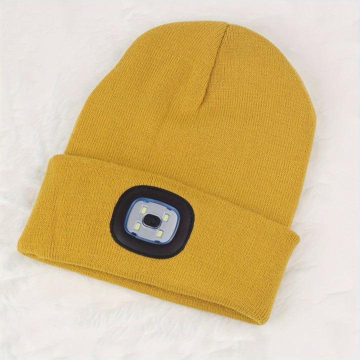 Unisex Beanie with LED Light – Convenient Lighting for Evening Walks