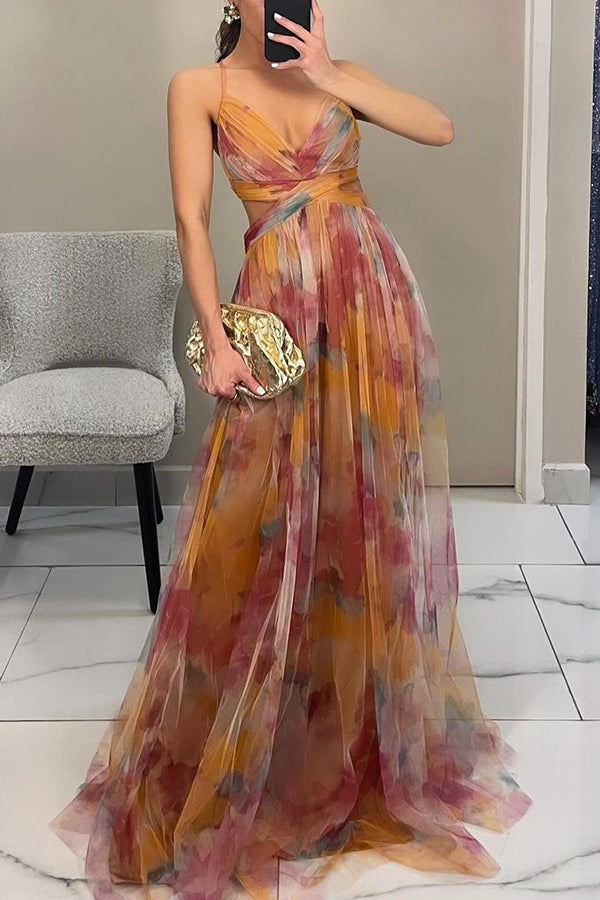 Women's maxi dress with thin straps and V-neck in a multicolour print