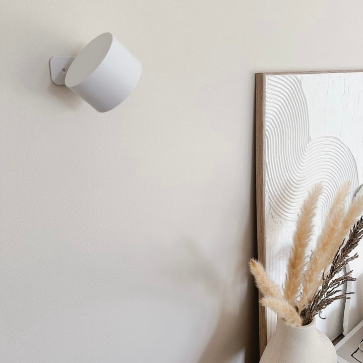 Cordless LED Wall Light with 360° Rotation, Touch Dimming, 3 Light Colours and USB-C Battery