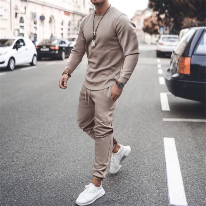 Two-Piece Set – Relaxed Style with Modern Comfort
