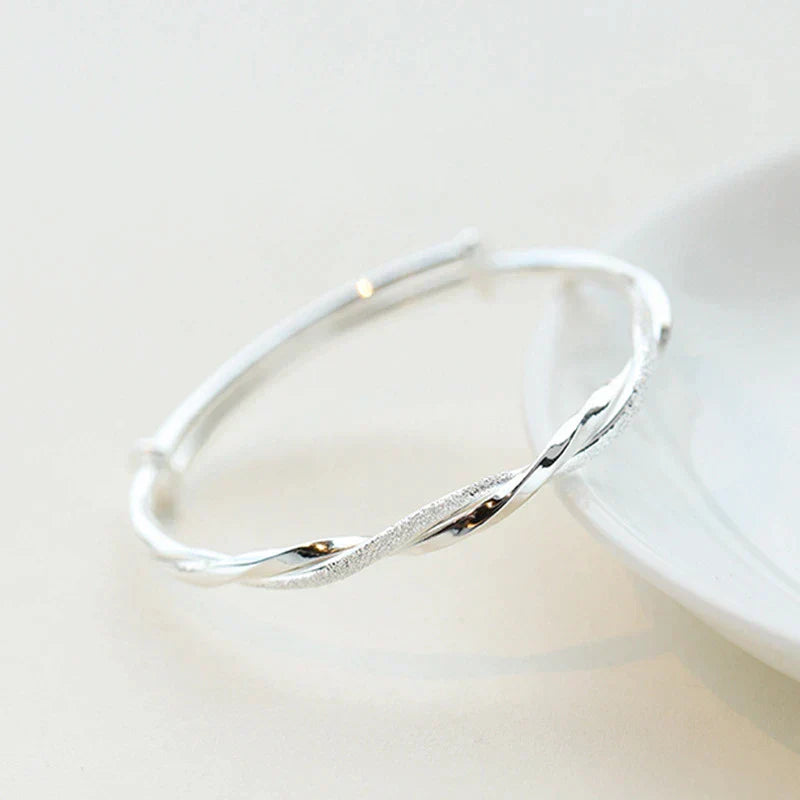 Twisted Silver Bracelet – Carrie