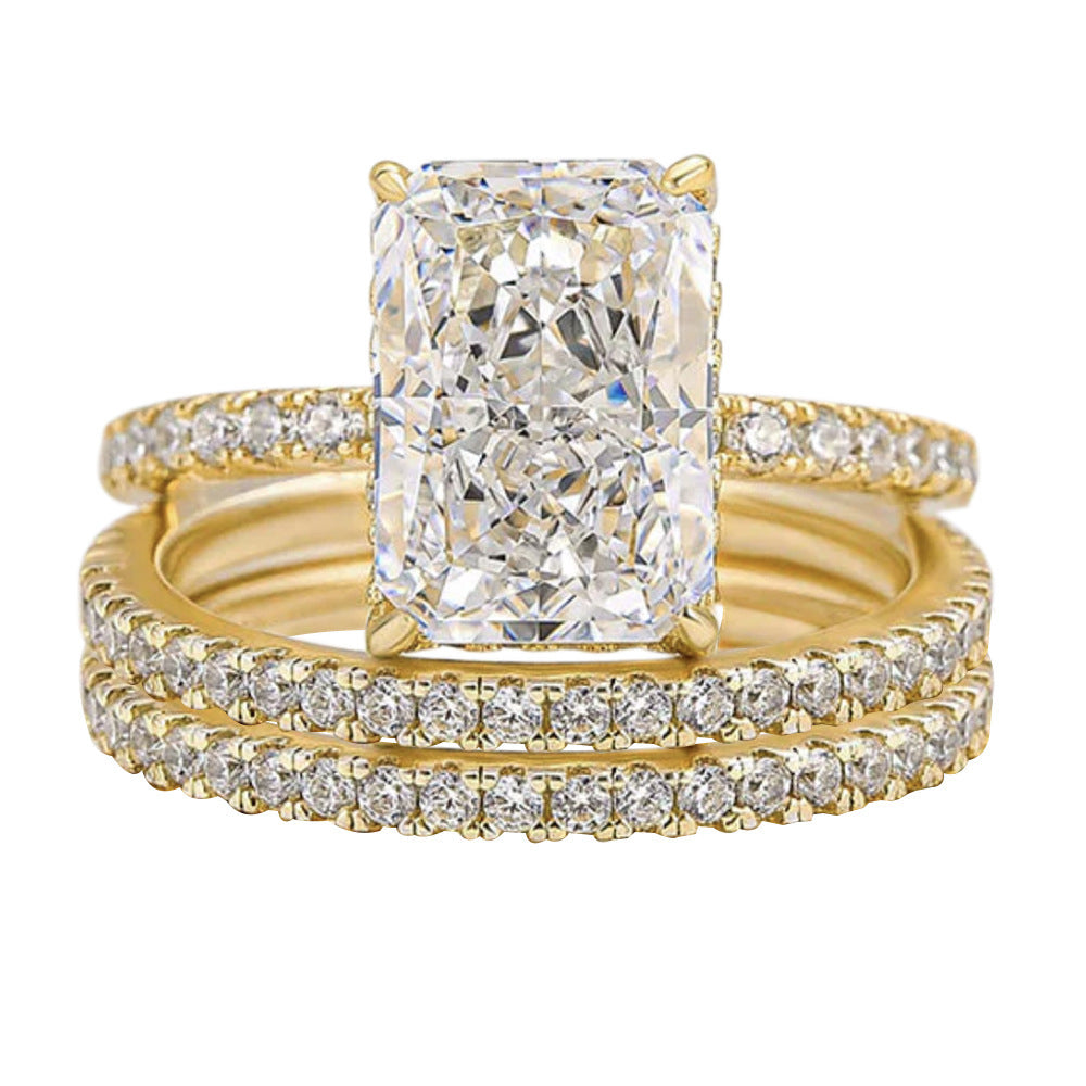 Sleek Stylish And Luxurious Copper Ring Inlaid With Diamonds