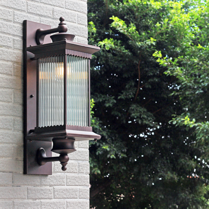 Vintage Black Outdoor Wall Lantern - Classic Rectangular Design for Gardens-3