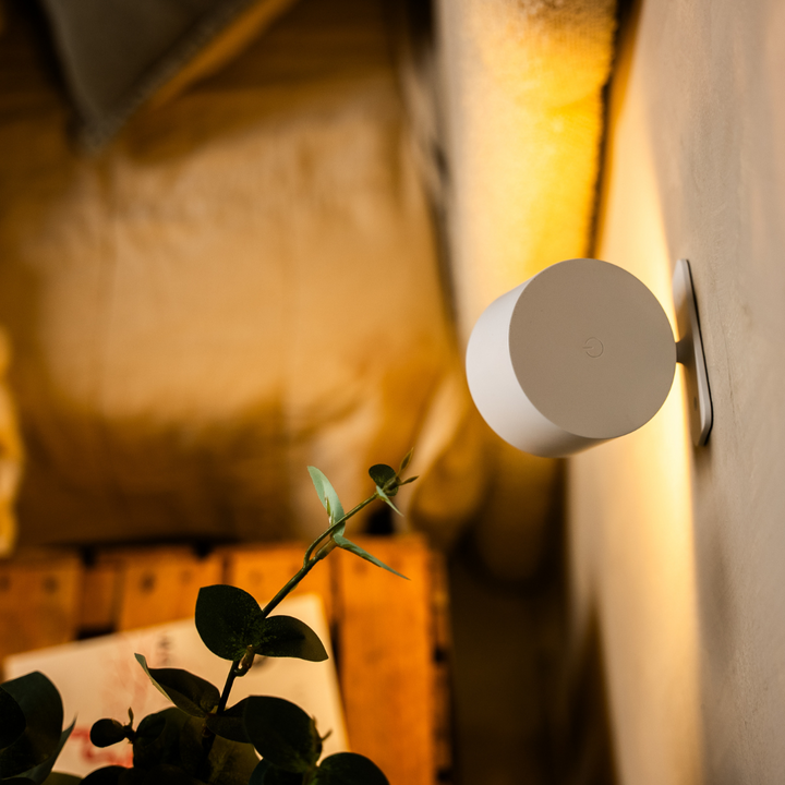Cordless LED Wall Light with 360° Rotating Head, Touch Dimmer, 3 Colours