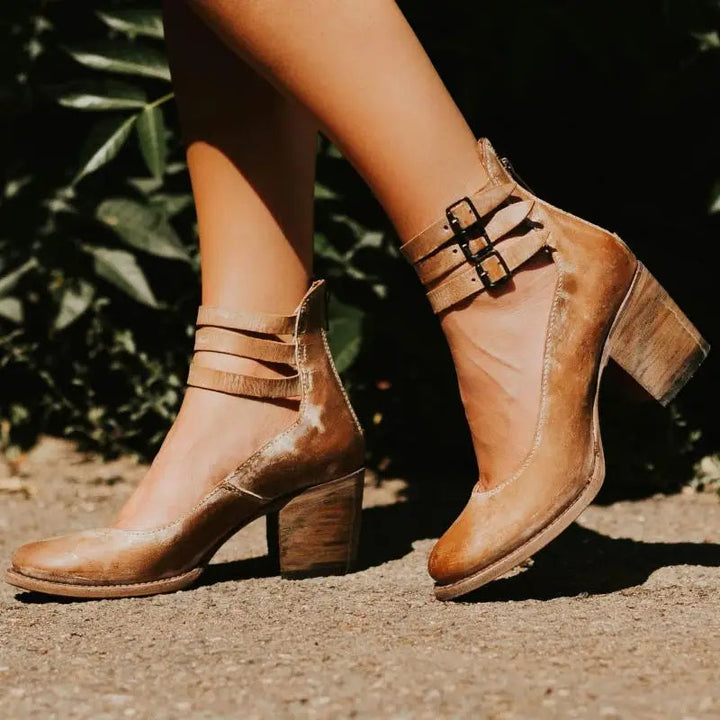 Vintage Pumps for Women