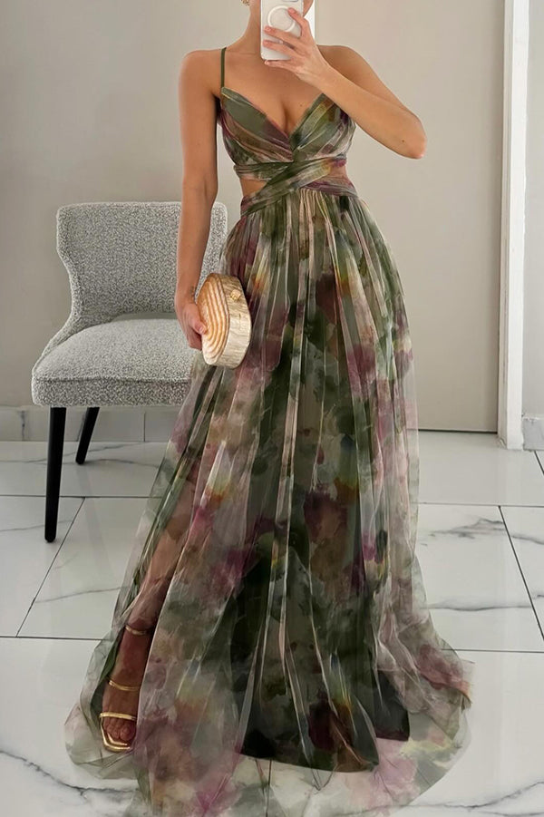 Women's maxi dress with thin straps and V-neck in a multicolour print