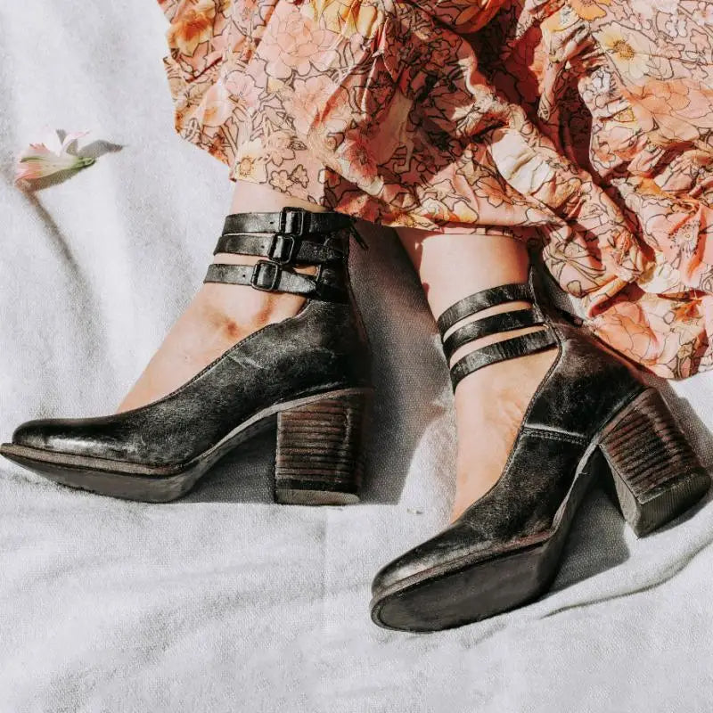 Vintage Pumps for Women