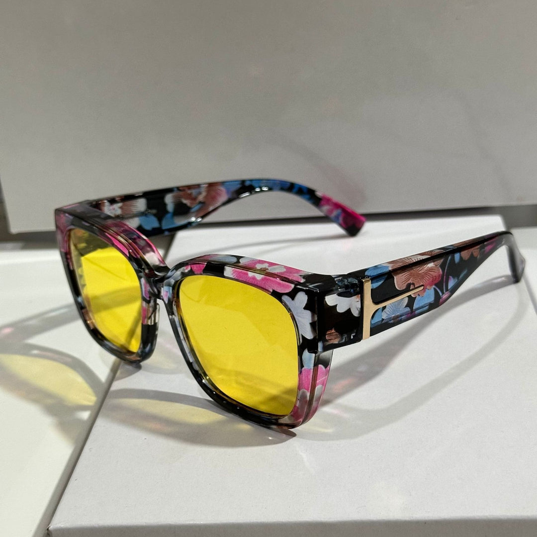 New Fashionable Myopia Glasses With Large Square Frames