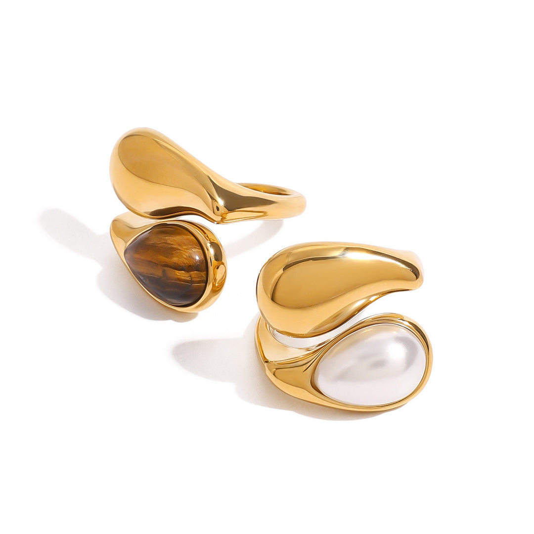 Mara Amber Pearl Ring