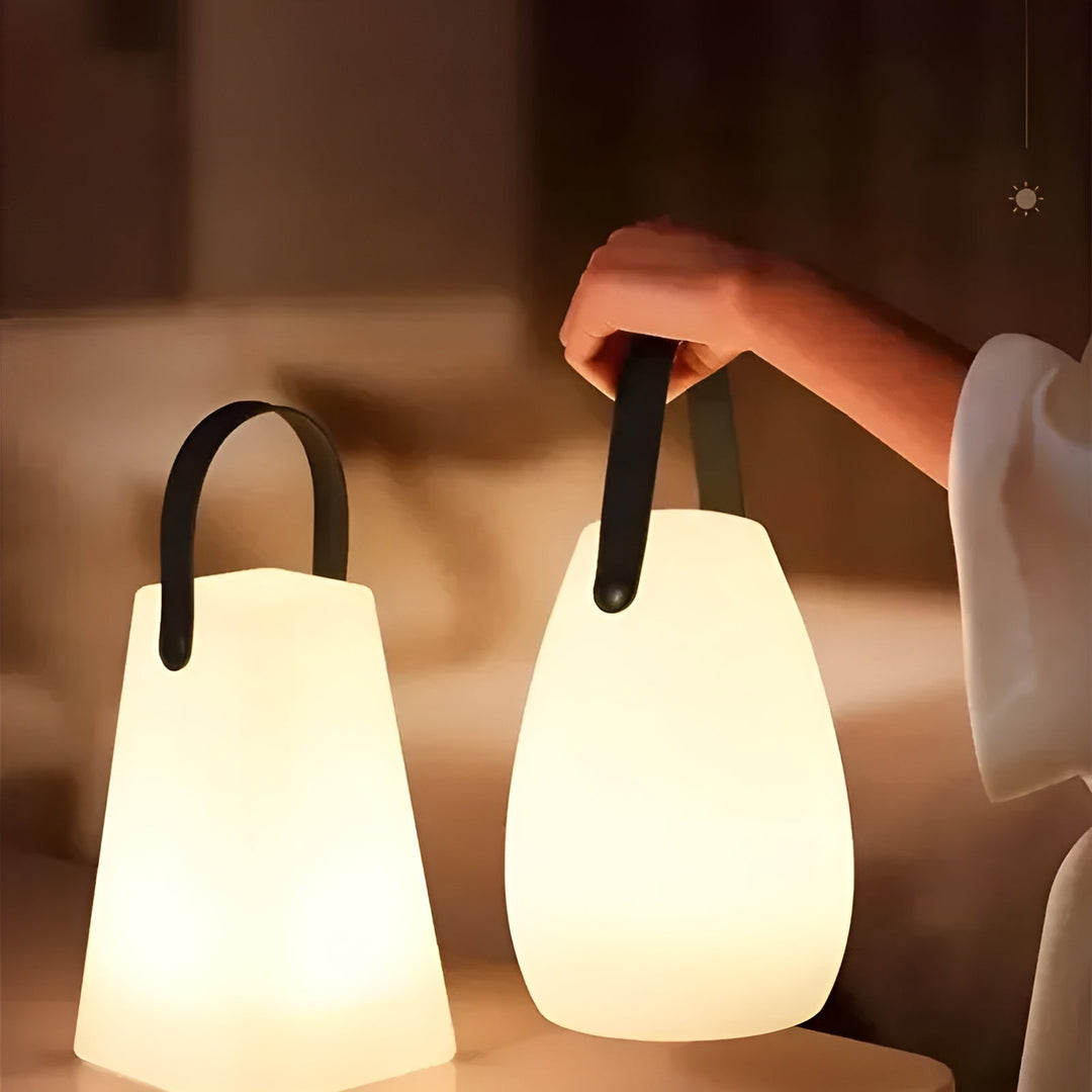 Kabellose, wasserdichte LED-Tischlampe für innen und außen - Lumora