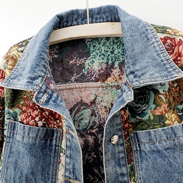 Floral Denim Jacket – Hand-Painted Style Meets Sustainable Fashion