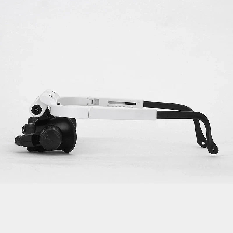 Palmiro Magnifying Glass with LED Lighting and Adjustable Lenses