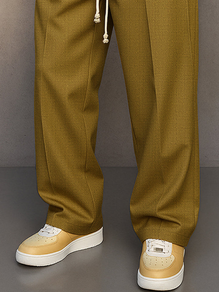 Men's Relaxed-Fit Trousers for Maximum Freedom of Movement