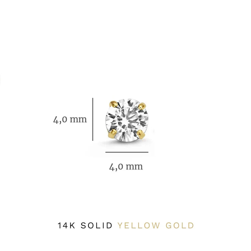 Gold earrings set