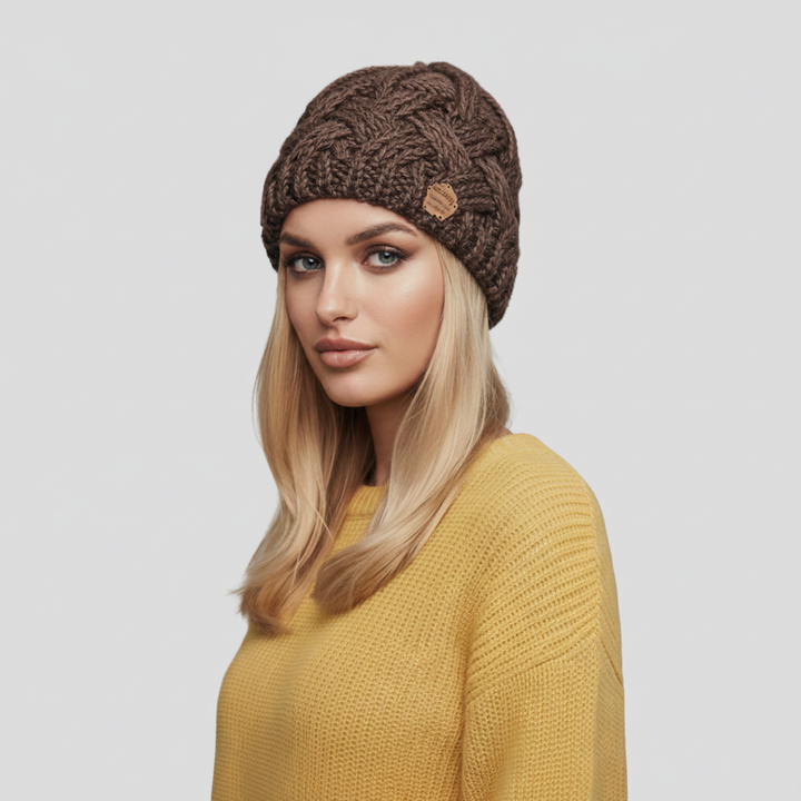 https://cdn.shopify.com/s/files/1/0898/4746/4277/files/KnitHatwithRibbedEdgeandTexturedWovenSurface_8.png?v=1763819391