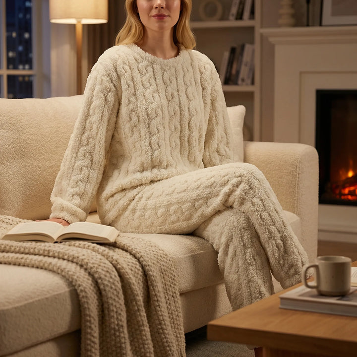 Soft Long-Sleeved Pyjamas - Kimberley