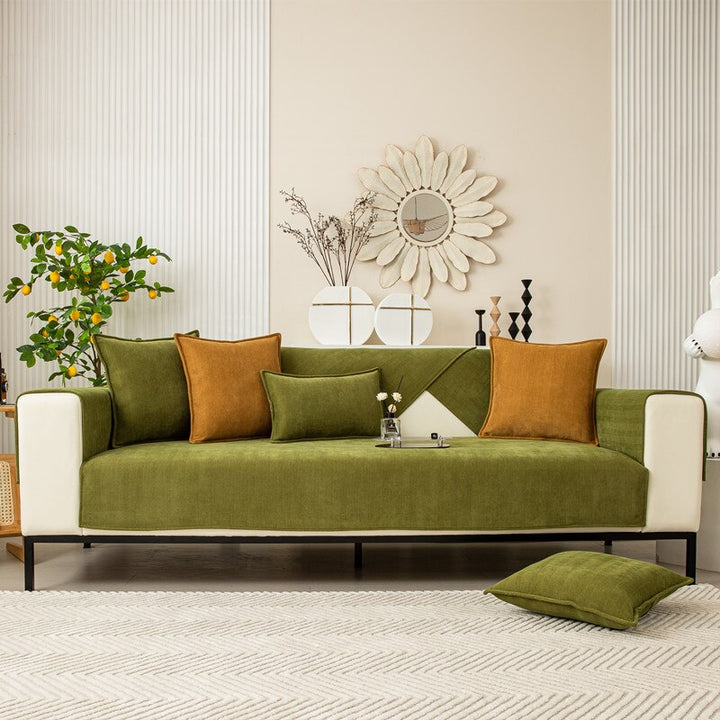 PristineCover – Keep Your Sofa Clean and Scratch-Free!