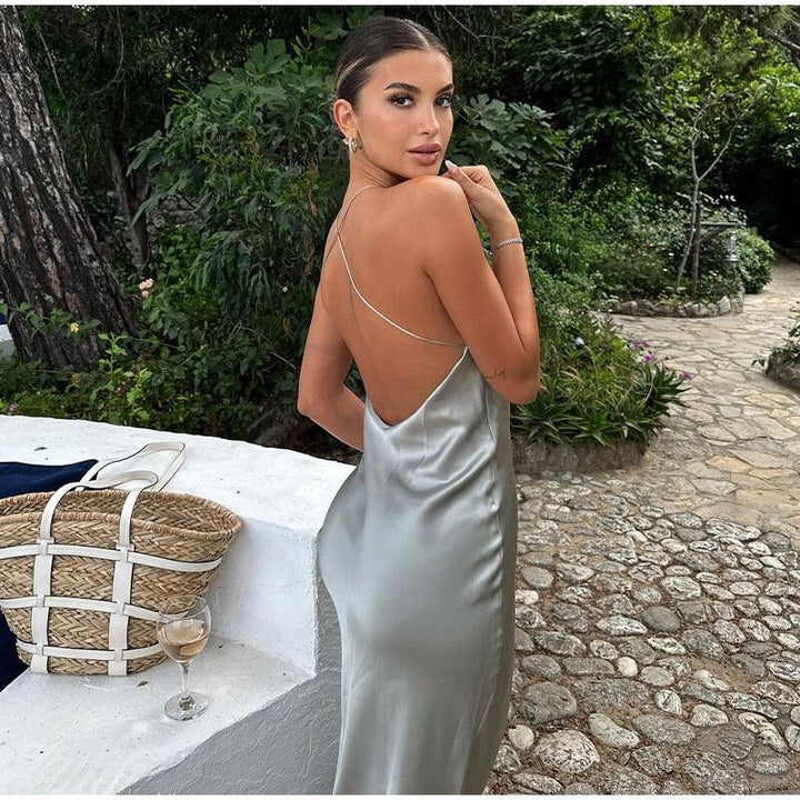 Sleeveless Elegant Maxi Dress – Sakia