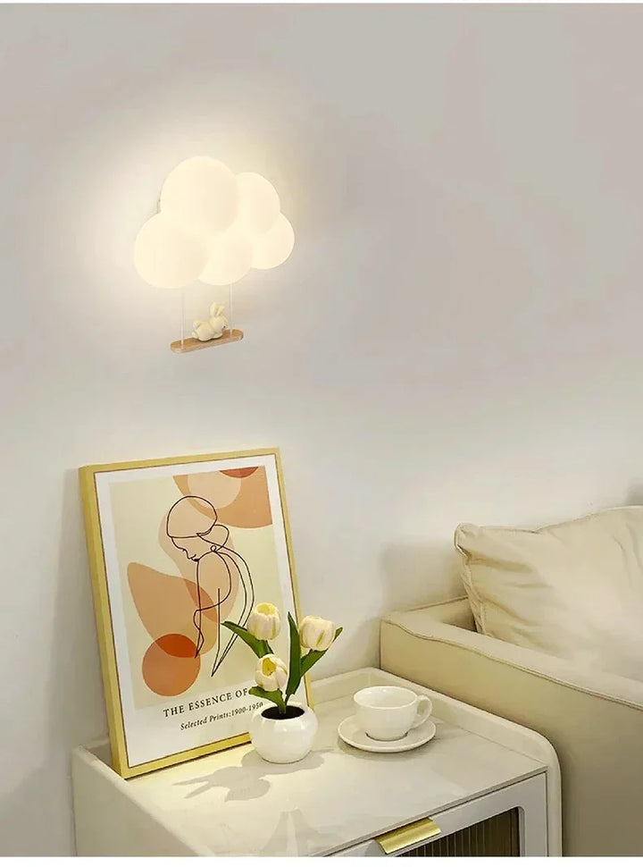 Light Magic in the Children's Wall Lamp