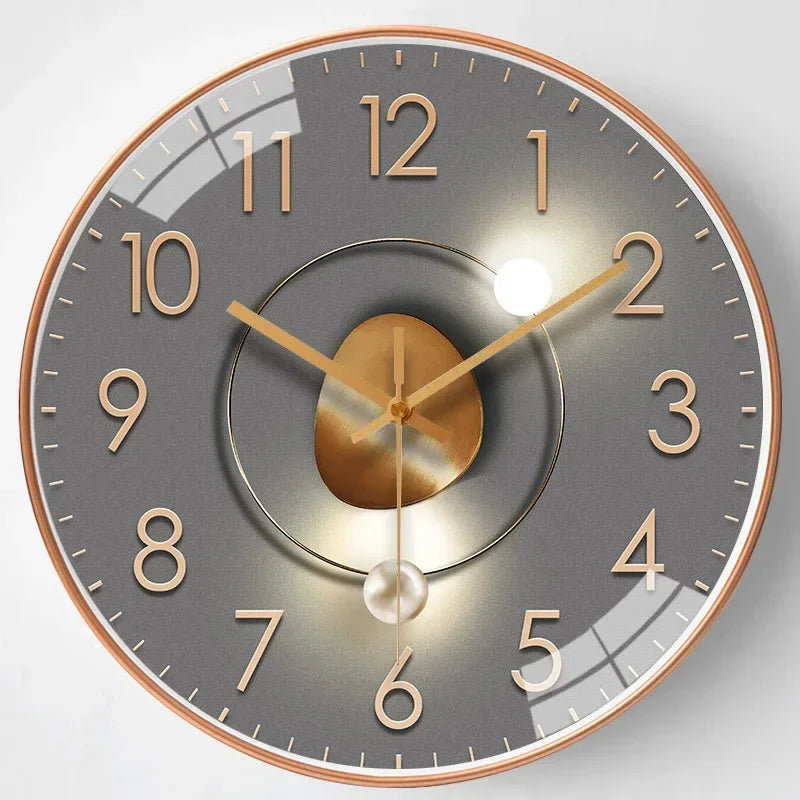 Elegante, leise Wanduhr, ideal für jeden Raum