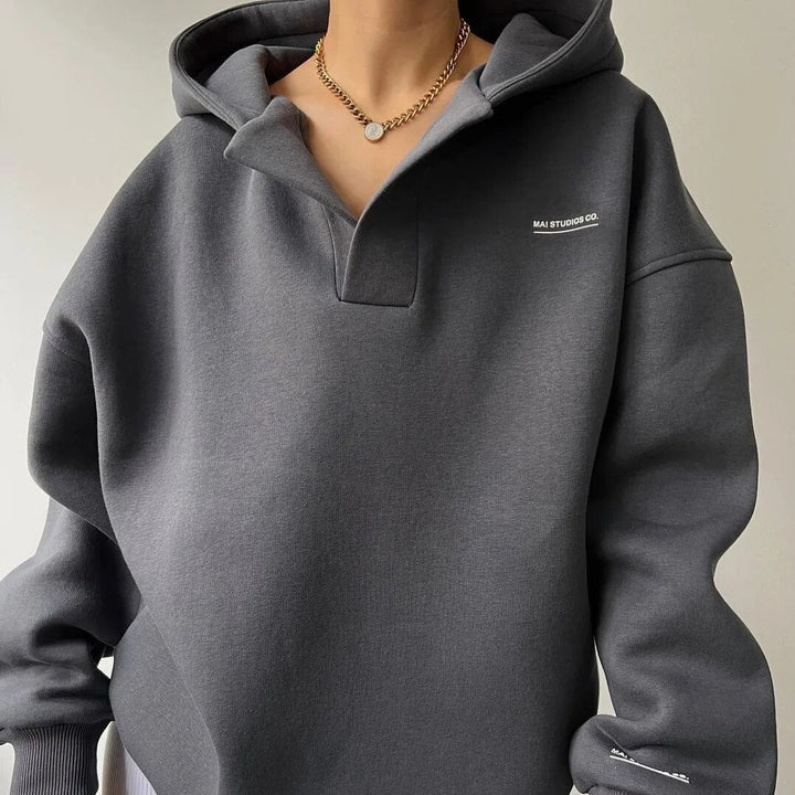 Warm Women's Hoodie for Winter Days – Sibylla