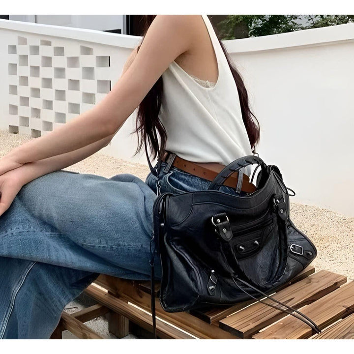 Salome Veske | Geräumige Handtasche aus PU-Leder | Schwarz