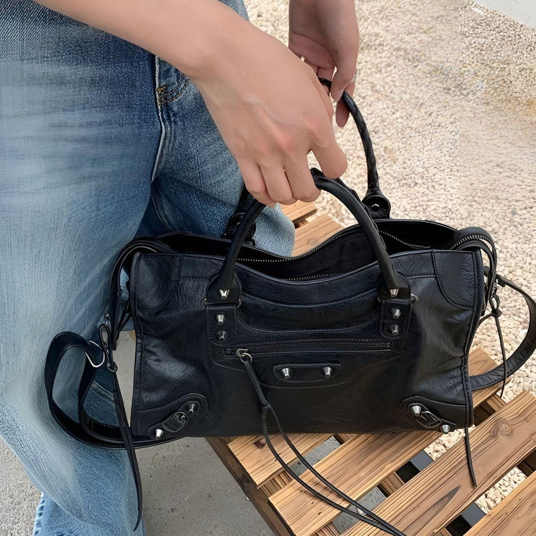Salome Veske | Geräumige Handtasche aus PU-Leder | Schwarz