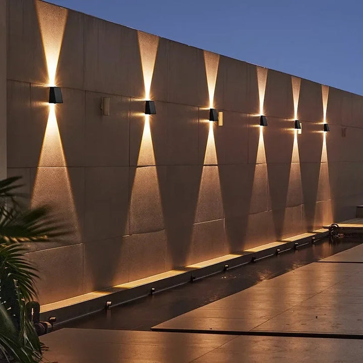 Solar Wall Light | Wireless & Automatic | IP65 Weatherproof