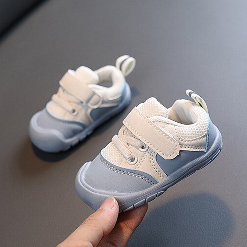 Barefoot Baby Shoes – Comfort and Freedom for Your Little One's First Steps