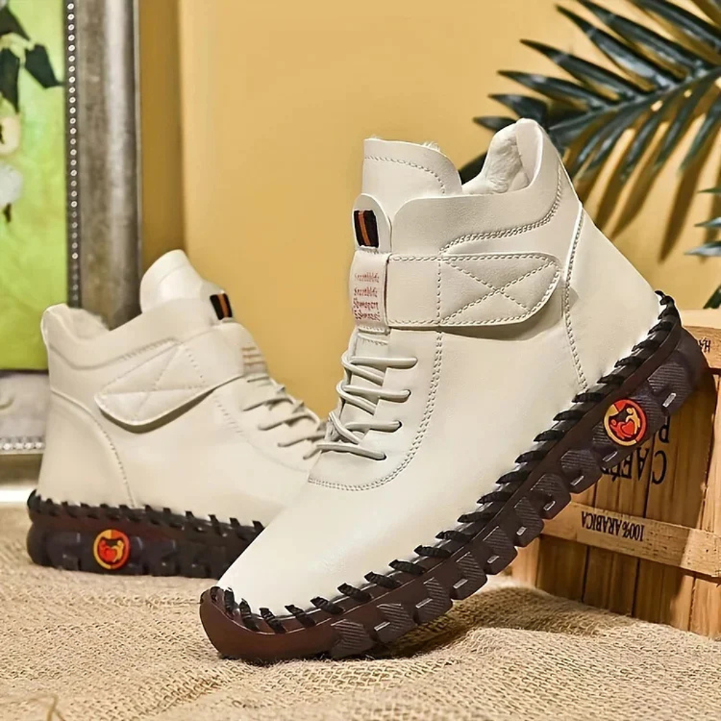Women’s Hiking Boots
