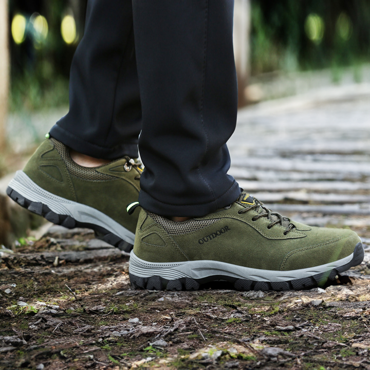 Men’s Supportive Walking Boots – Stability and Comfort for Every Step