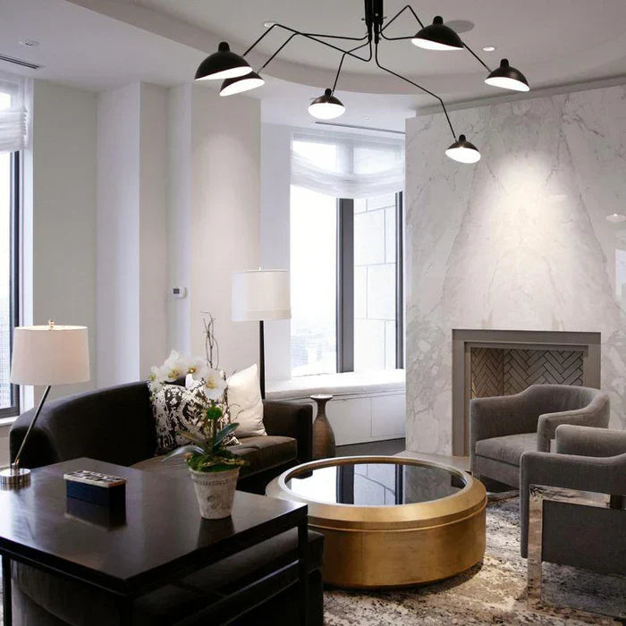 Schwarze Deckenlampe mit schwenkbaren Armen – modernes Design