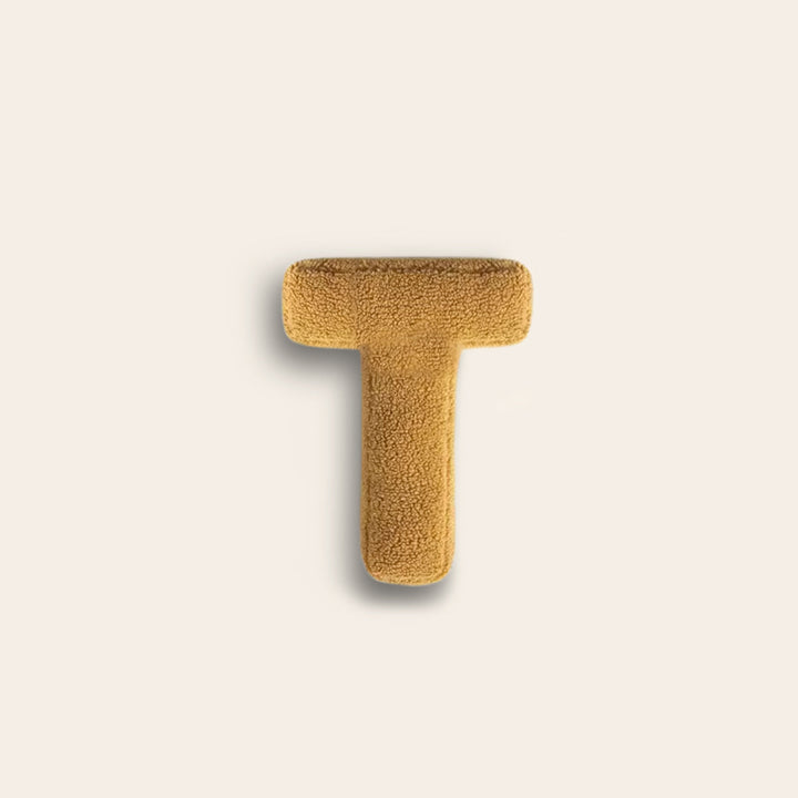 Deko-Kissen mit Alphabet-Motiv – LetterLounge