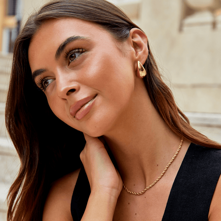 Amara Gold Drop Earrings