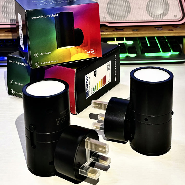 Light Control 2-in-1 Sensor Plug LED Ambient Light