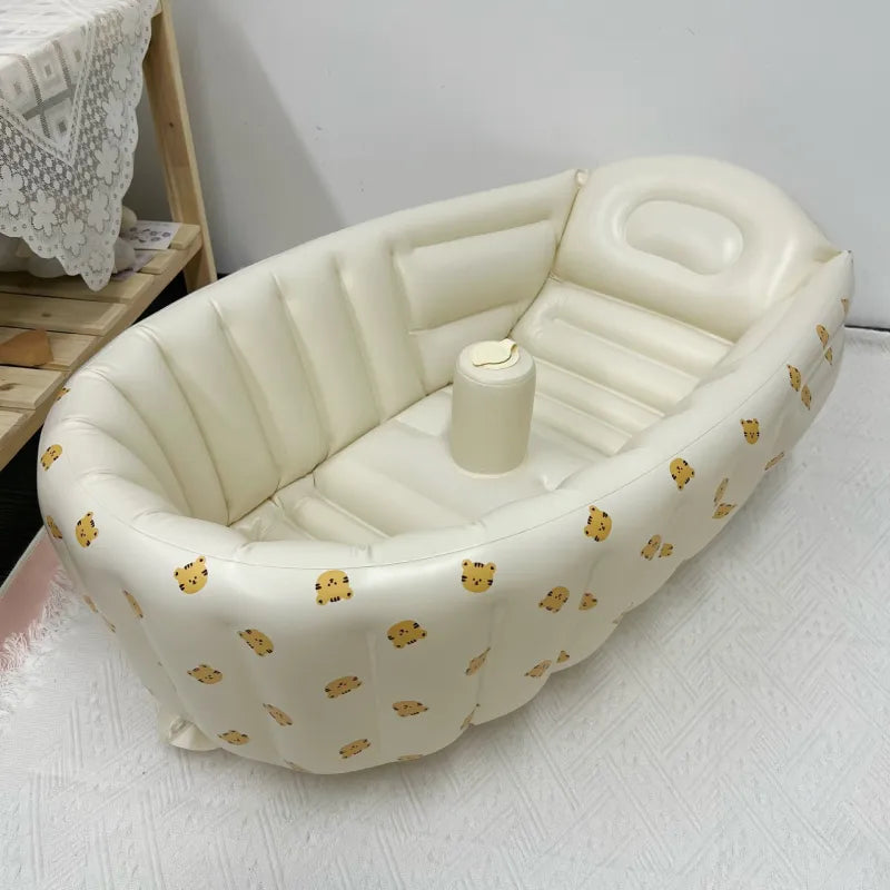 BubbleNest – Inflatable Travel Baby Bath