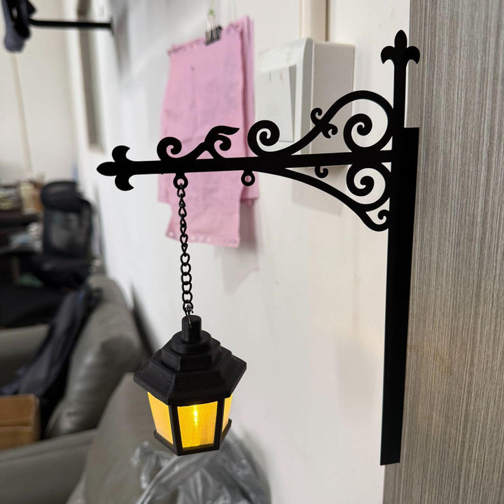 Library Lantern Decorative Bookshelf Lighting Retro Library Lantern Bookshelf Lamp Multifunctional Warm LED Nightlight Ornament Halloween Decoration
