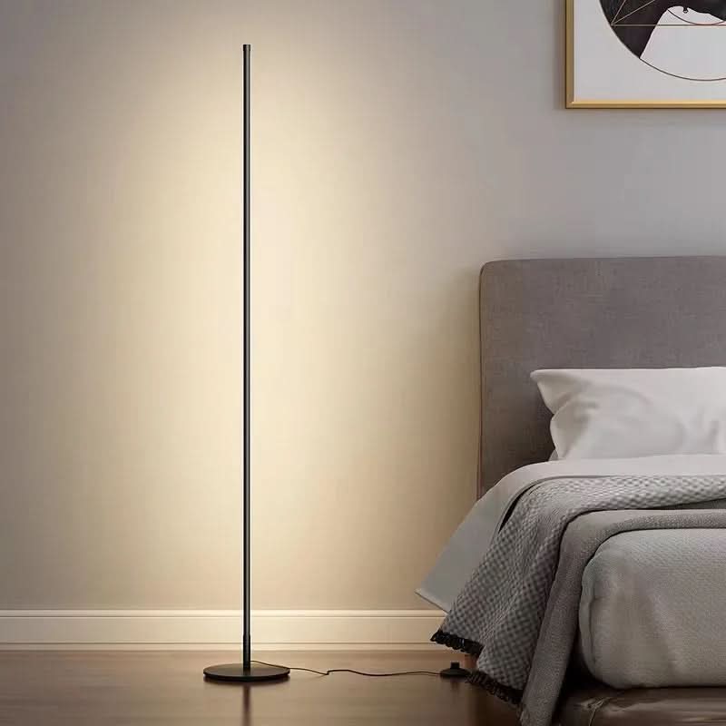FlorGlow Metal Floor Lamp – Dimmable and Elegant for Any Living Room