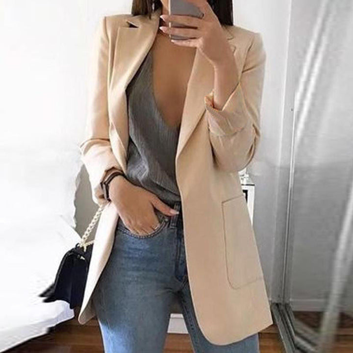 Blazer – Radiant Elegance and Contemporary Refinement
