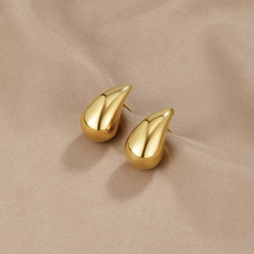 Amara Gold Drop Earrings