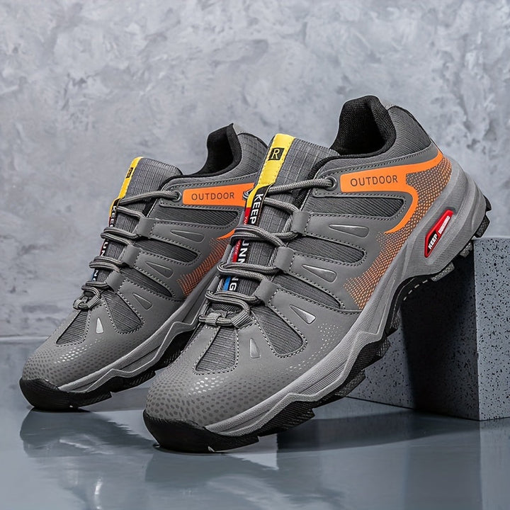 Fashionable Men's Hiking Shoes - PeakPioneer
