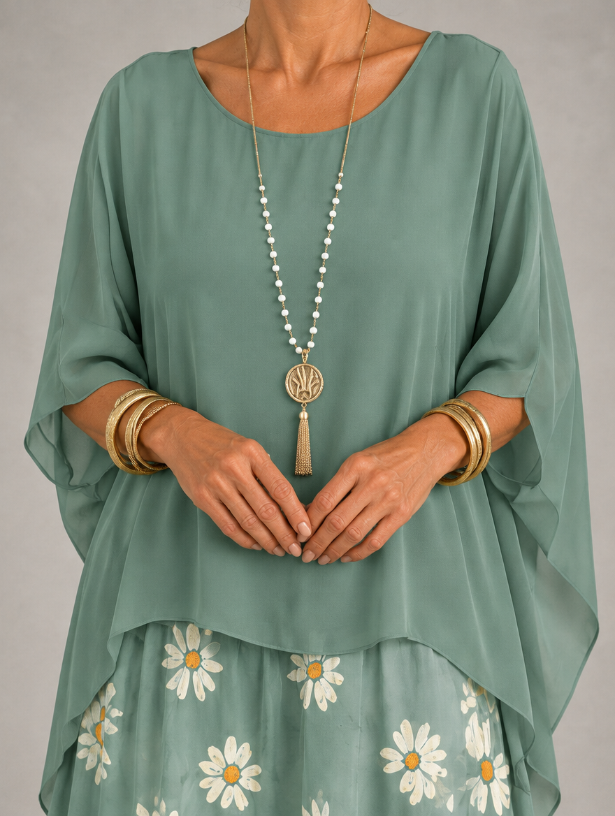 Elegant, flowing maxi dress