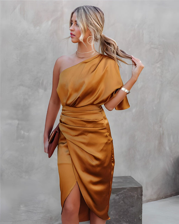 Midi Dress – Elegant and Refined