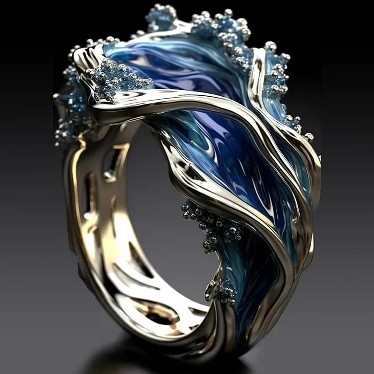 Elegant gold ring with wave motif