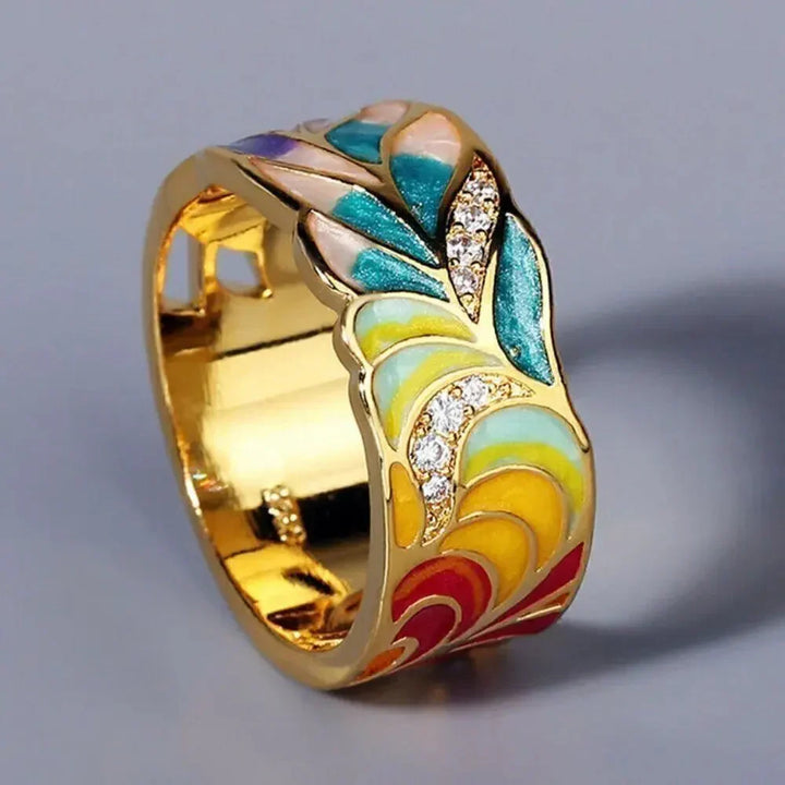 Elegant flower ring in vintage gold