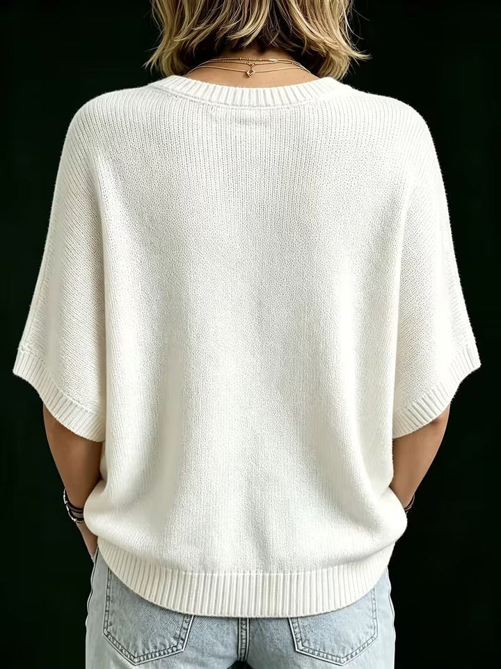 Casual Knit Top with Short Batwing Sleeves and Round Neckline